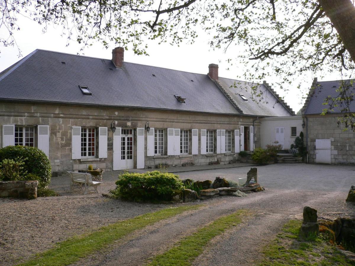 Le Moulin De Laval Alojamento de Acomodação e Pequeno-almoço